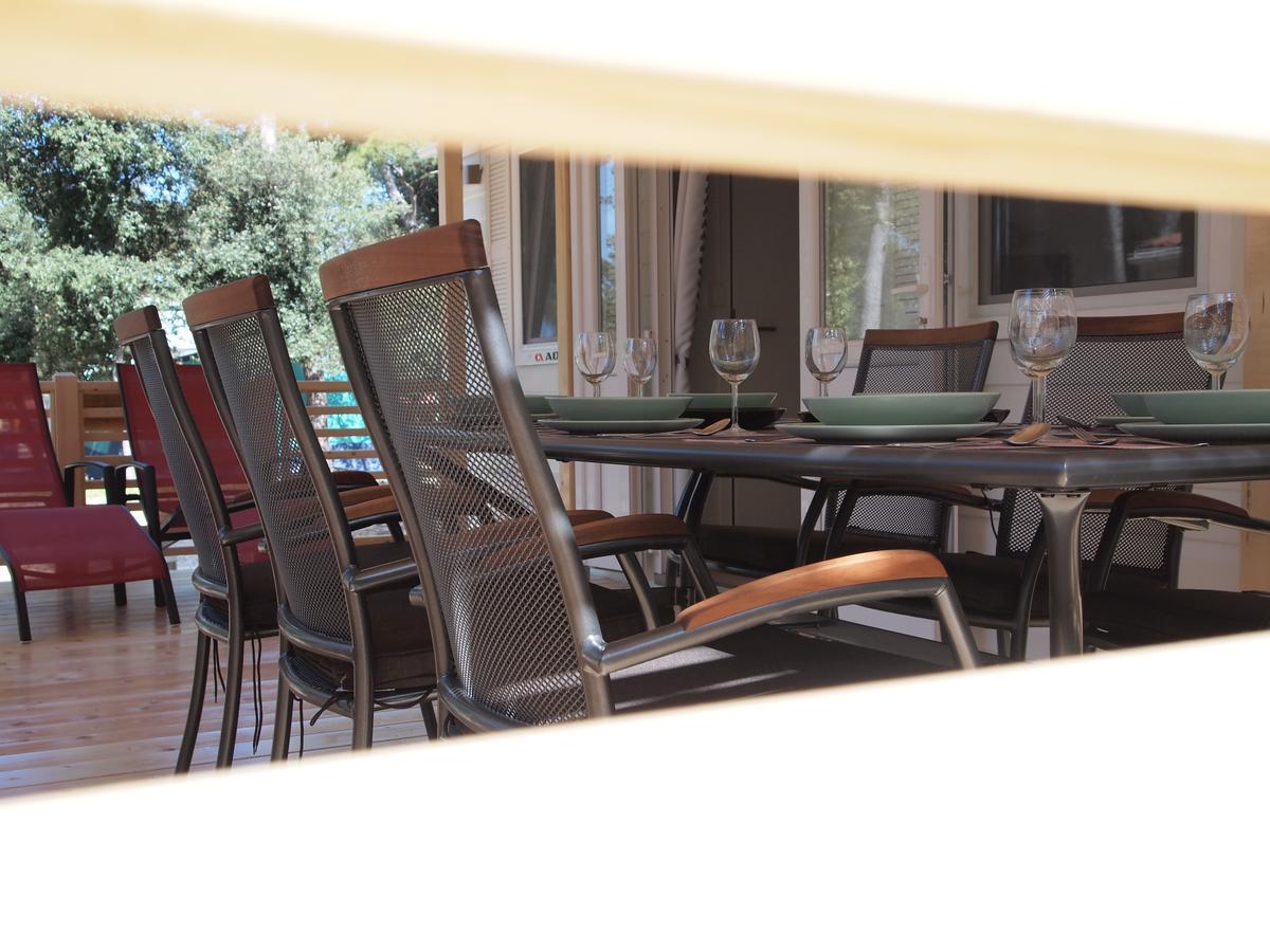 Mobile Home Heaven Biograd บีโอกราดนาโมรู ภายนอก รูปภาพ