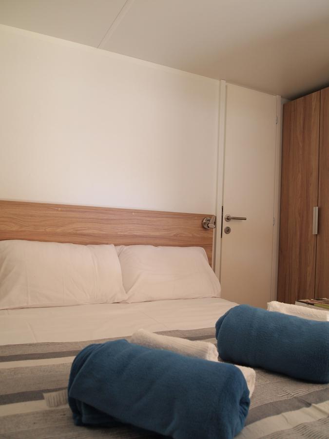 Mobile Home Heaven Biograd บีโอกราดนาโมรู ภายนอก รูปภาพ